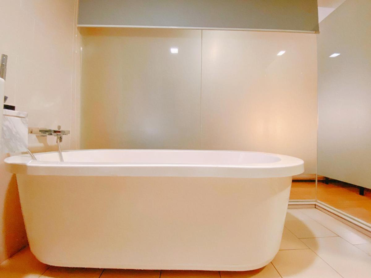 Straits Suite By C Homestay Malacca Ngoại thất bức ảnh