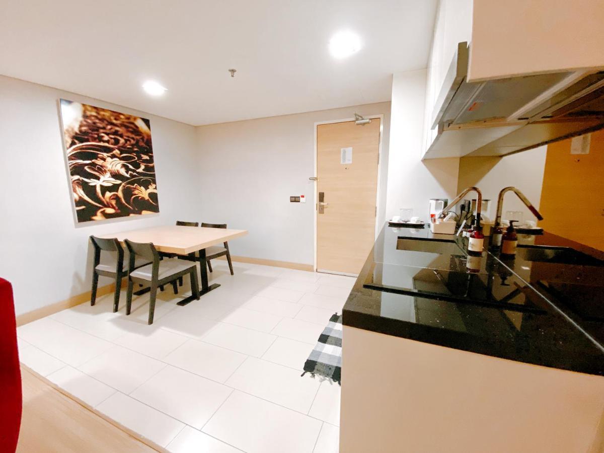 Straits Suite By C Homestay Malacca Ngoại thất bức ảnh