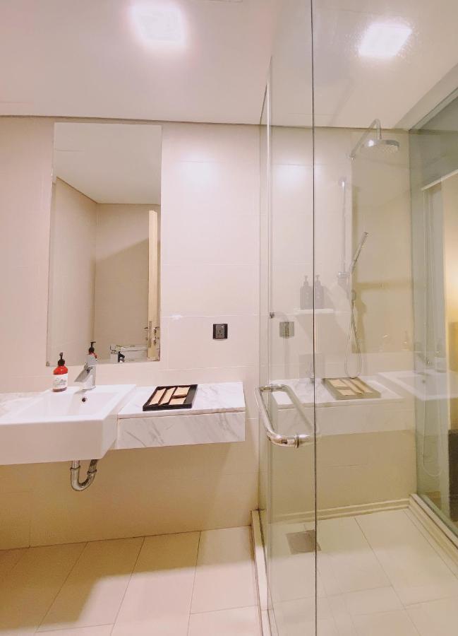 Straits Suite By C Homestay Malacca Ngoại thất bức ảnh