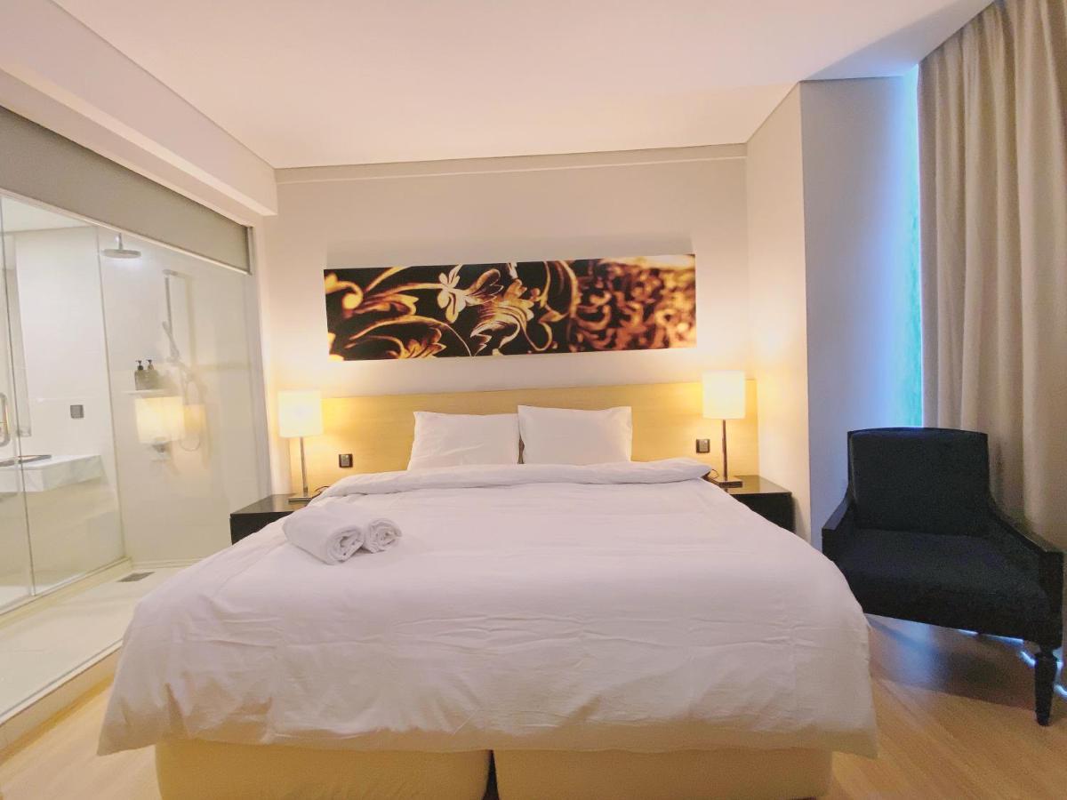 Straits Suite By C Homestay Malacca Ngoại thất bức ảnh