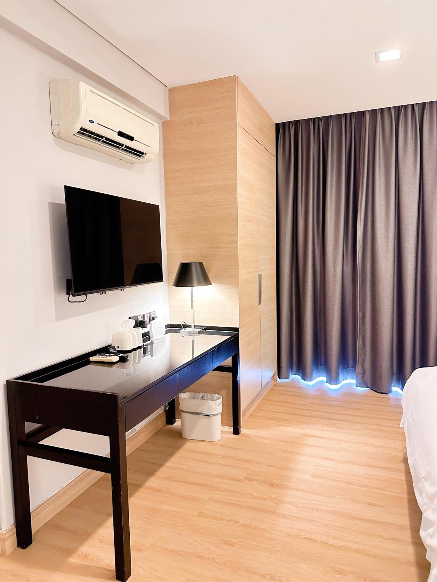 Straits Suite By C Homestay Malacca Ngoại thất bức ảnh