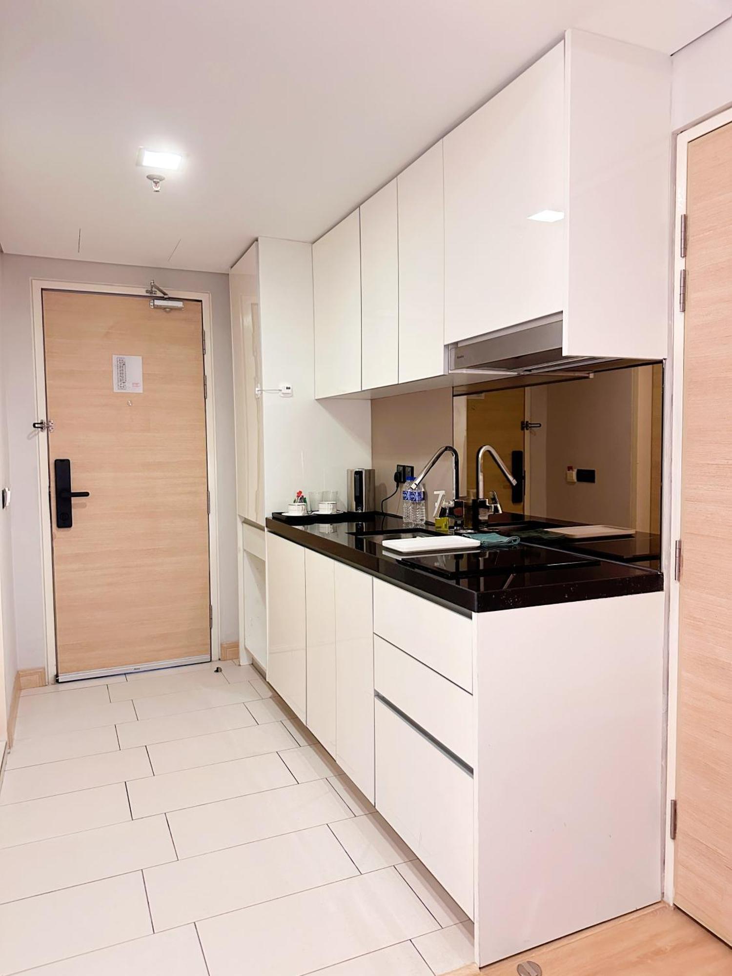 Straits Suite By C Homestay Malacca Ngoại thất bức ảnh